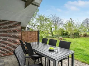 Holiday home with barbeque - Image 3