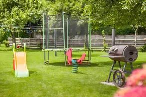 Apartment 'Schnatzhof Typ A8' with Mountain View, Shared Pool and Wi-Fi - Image 3