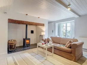 Fully equipped lovely cottage with garden & terrace | Water view | Dogs allowed - Image 3