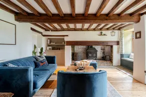 1641 Historic Farmhouse Sleeps 16 Bath Bristol - Image 5