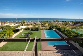 Villa mit Garten, Terrasse und privatem Pool | Meerblick - Image 2