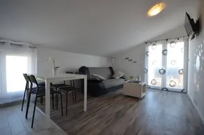 Holiday apartment with BBQ & garden | Sea view | Close to the beach - Image 4