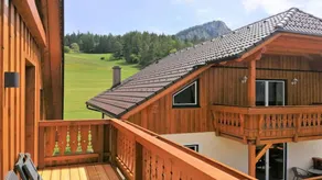 Apartment with garden, pool & jacuzzi - Image 4