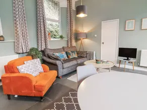 Cottage with garden | Beach view - Image 3