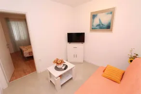 Apartamento con 2 habitaciones para 4 personas - Image 5