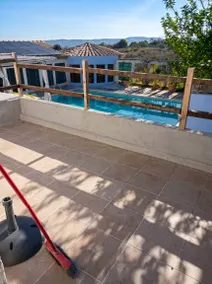 Ferienwohnung mit Terrasse, Garten und Pool | Bergblick - Image 2