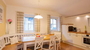 Holiday apartment with 4 bedrooms for 10 persons - Image 3