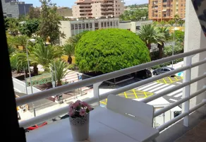 Appartement de vacances avec piscine privée, terrasse et jardin | Vue montagne - Image 3