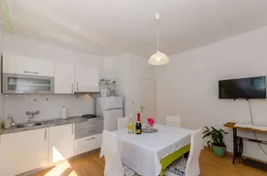 Apartment GREEN Jelsa - Image 5
