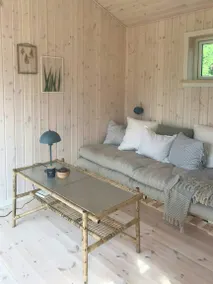 Holiday home with terrace, barbeque & garden | Suitable for remote work - Image 3