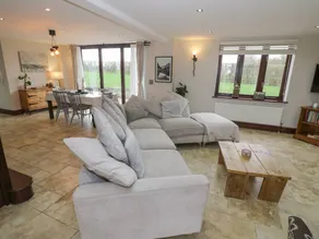 Child-friendly cottage with garden | Pets are welcome - Image 5