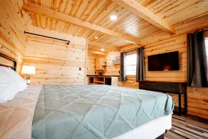Glorious Lofted Cabin Perfect to Reconnect with Nature in South Dakota - Image 5
