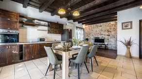 Fully equipped house with barbecue, terrace & pool | Next to the beach | Dogs allowed - Image 5