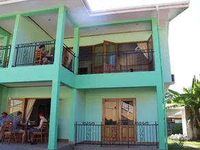 Charming holiday flat in Grand Anse with barbecue - Image 2