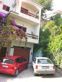 Apartamento con jardín - Image 4