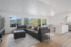 Big Lake Waterfront Retreat - Image 2