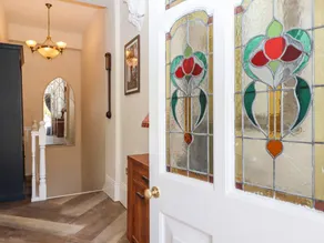Child-friendly lovely cottage with garden & hot tub | Beach view | Pets allowed - Image 4