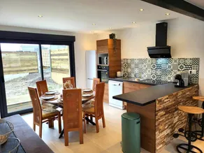 Cottage with terrace, garden & barbecue | Garden view - Image 3