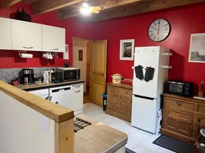 Casa con barbecue, piscina e giardino - Image 5