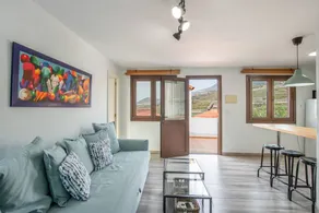 Apartment 'Casita La Finca I' with Sea View, Wi-Fi, and Air Conditioning - Image 4