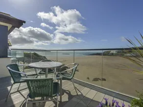 Family-friendly cottage with pool & sauna | Beach view | Beach nearby - Image 5