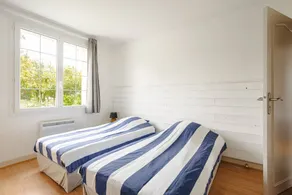 Holiday Home 'Cottage Chaleureux Proche Ocean' with Private Terrace, Wi-Fi and Air Conditioning - Image 3