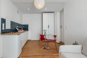 Fully Equipped Provence Studio with Mountain View, Wi-Fi, and Air Conditioning - Image 3