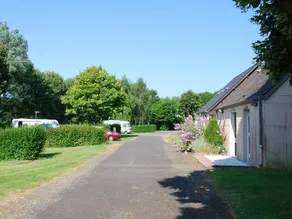 Chalet with terrace & heated pool | Garden view - Image 2