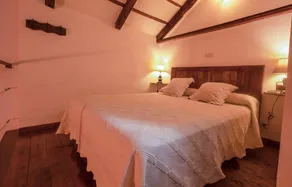 Charmantes Privatzimmer mit schnellem Internet, Pool und Sauna | Haustiere sind willkommen - Image 3