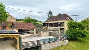 Voll ausgestattetes weiträumiges Ferienhaus mit Pool, Terrasse und Grill | Haustiere sind willkommen - Image 2
