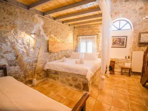 Appartement avec jardin, barbecue et piscine privée - Image 2