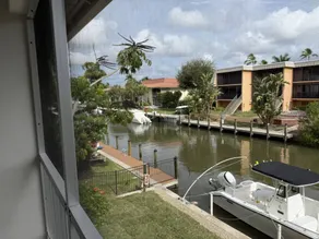 Beautiful condo with terrace - Image 4