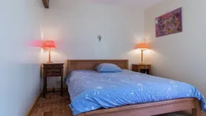 Holiday apartment with barbecue, garden & pool - Image 3