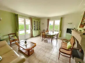Comfortable home with pool near La Ville-Dieu - Image 4