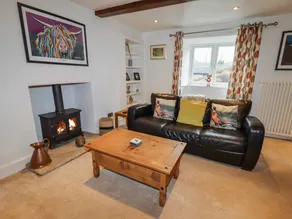 Family-oriented cottage with garden | Dogs allowed - Image 5
