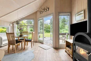 Pleasant house with terrace | Beach nearby - Image 2