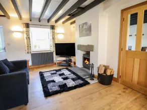 Children-friendly beautiful cottage with garden | Pets are welcome - Image 4
