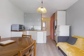 Apartment 'Venus' with Mountain View, Shared Pool and Private Terrace - Image 2