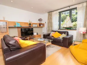 Cottage with garden | Beach view - Image 2