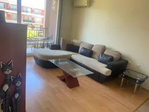 Holiday apartment with pool - Image 5