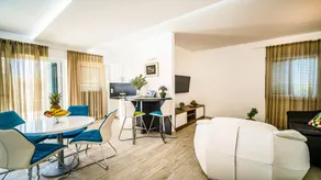 Villa with terrace, barbecue & private pool | Sea view - Image 4