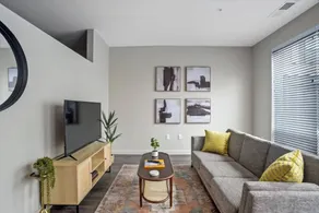 Child-friendly apartment with fast internet & pool | Pet-friendly - Image 4