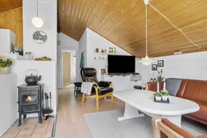 Holiday home with garden, terrace & BBQ | Pets allowed - Image 5