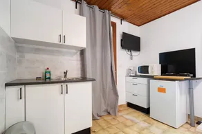 Child-friendly holiday home with pool, sauna & barbecue | Mountain view | Suitable for remote work | Pets are welcome - Image 4