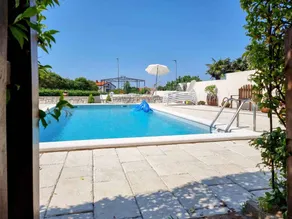 Studio mit Terrasse und Pool zur Mitbenutzung - Image 4