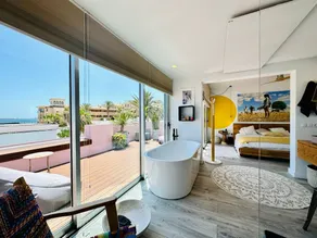 House with garden, terrace & private pool | Sea view | Suitable for remote work - Image 4