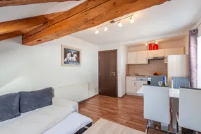 Flat with terrace, BBQ & garden | Mountain view - Image 4