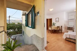 Merveilleux appartement avec barbecue et terrasse | Vue jardin - Image 4