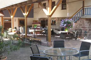Holiday home with terrace & barbeque - Image 5