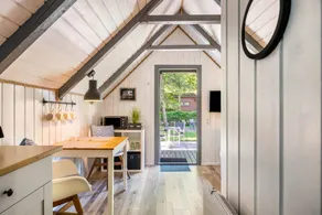 Tiny Home 'Vogelkoje' with Shared Terrace, Shared Garden and Wi-Fi - Image 2